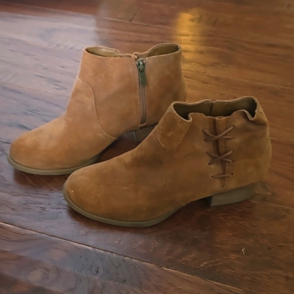 Jessica Simpson booties